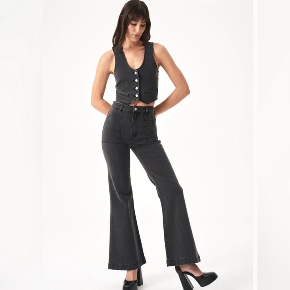 Rolla’s East Coast Flare Jeans
